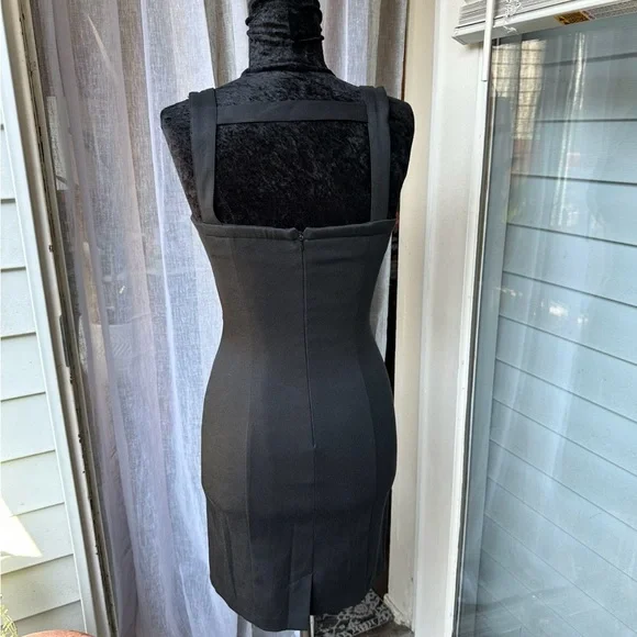 Xoxo little black dress size 1/2 - Picture 3 of 4